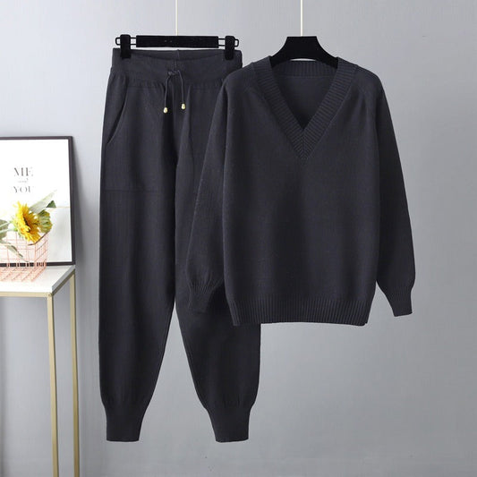 Women’s Two-Piece Set – Knit V-Neck Pullover Sweater – Ribbed Harem Joggers – Relaxed Fit