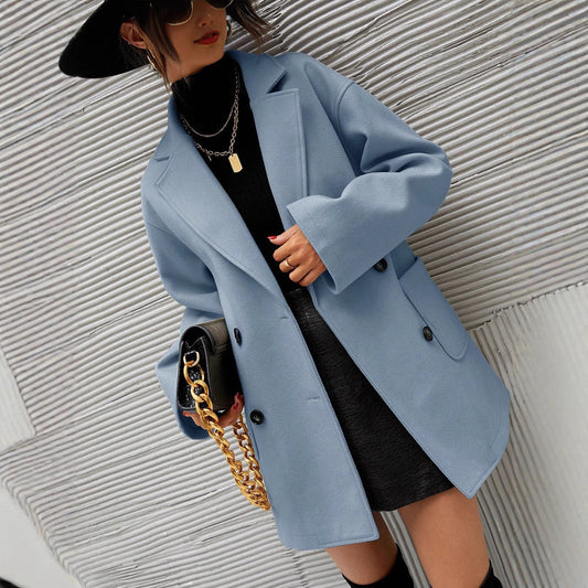 Women’s Wool Coat – Double-Breasted – Relaxed Fit – Notched Lapels – Mid-Thigh Length